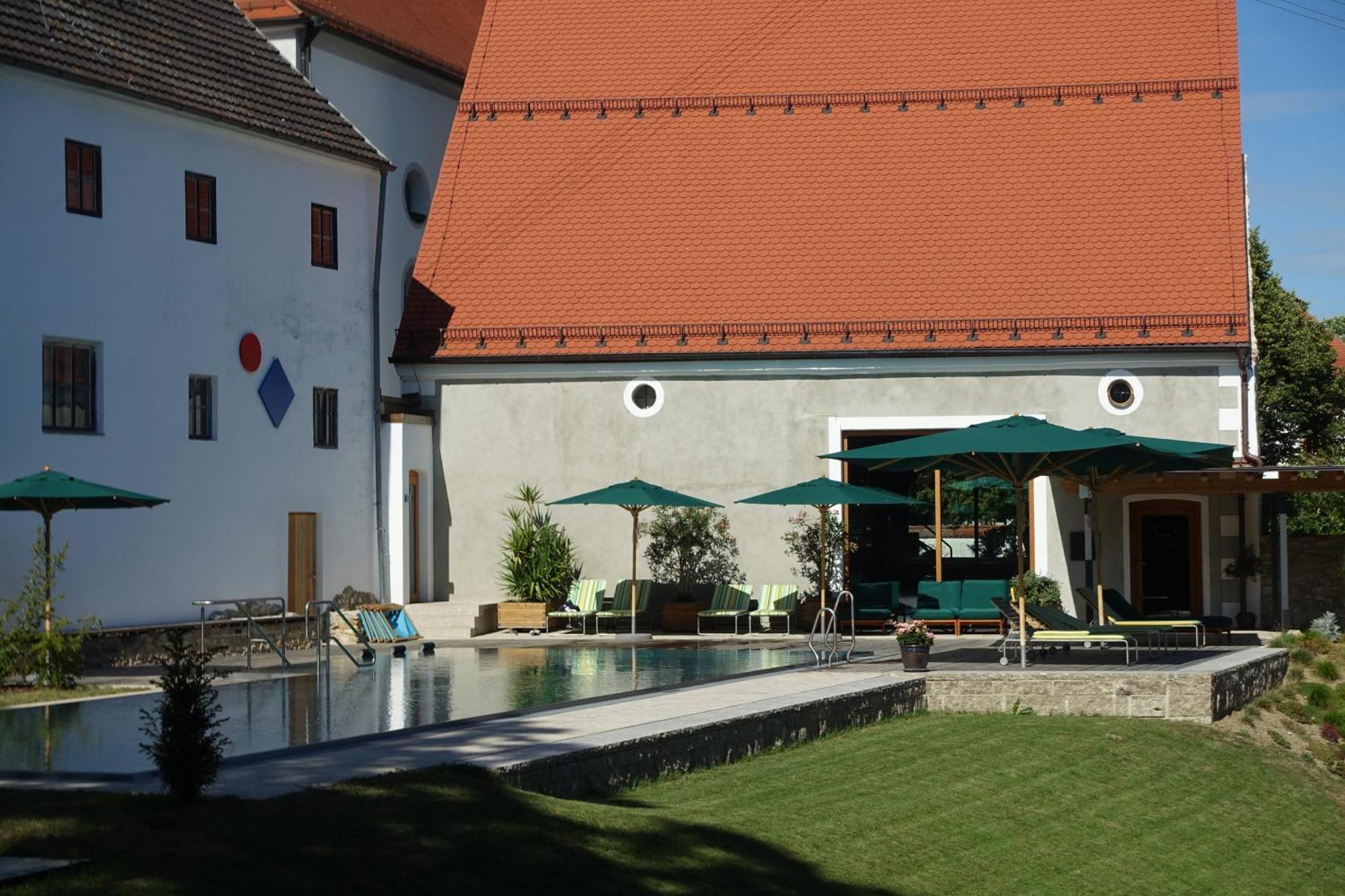 Pilgerhaus Bergen Hotel Neuburg an Der Donau Exterior photo