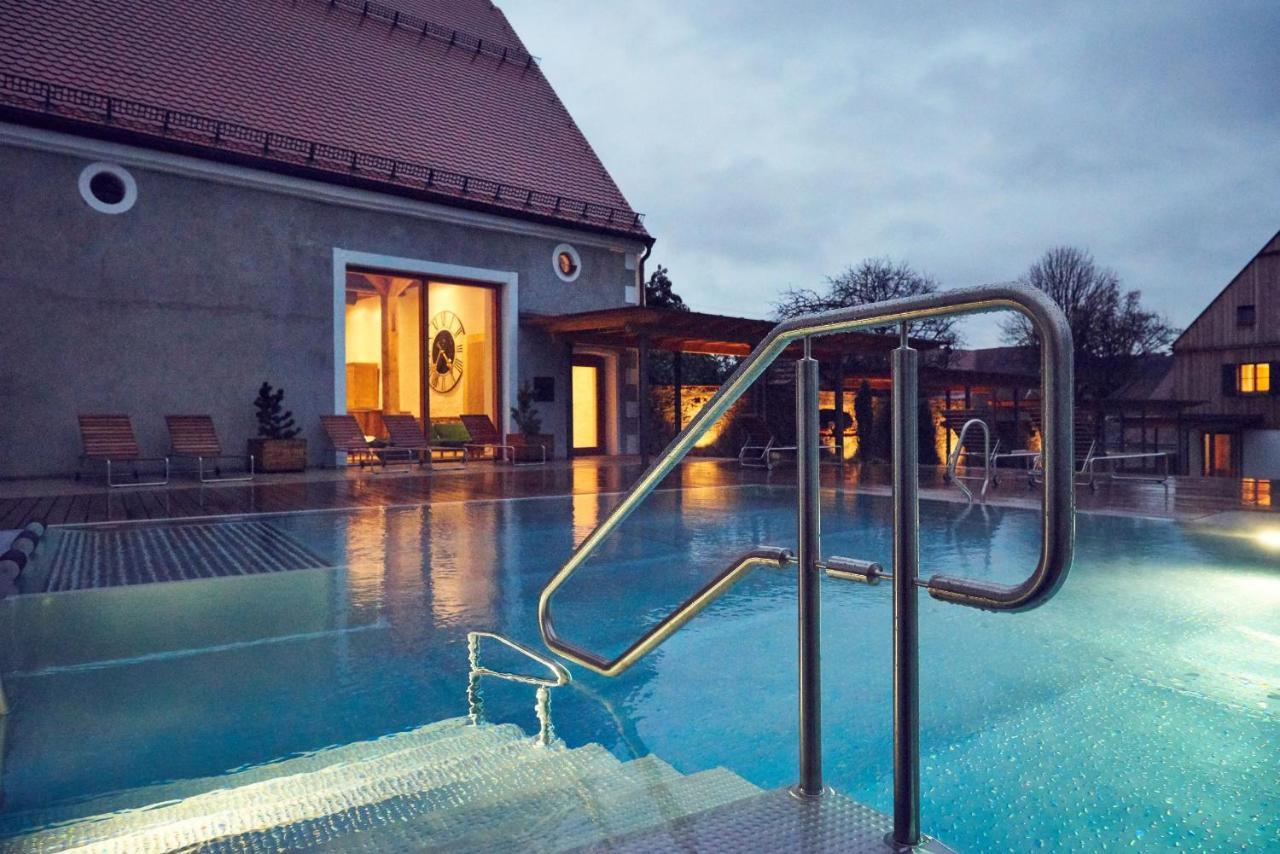 Pilgerhaus Bergen Hotel Neuburg an Der Donau Exterior photo